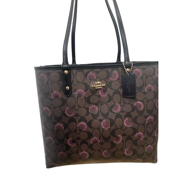 Sold!!! Coach Reversible City Tote In Signature Canvas With Moon Print - Picture 1 of 8
